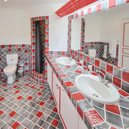 Amazing Home In Sainte Maxime *