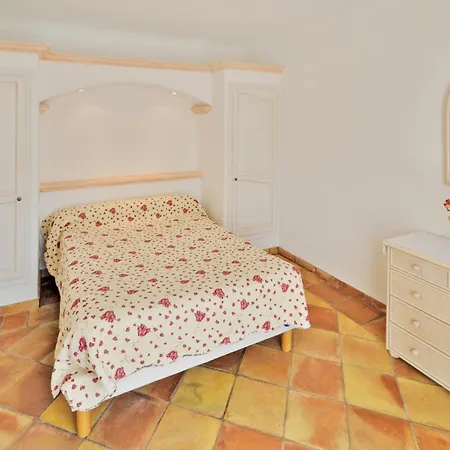 Amazing Home In Sainte Maxime *