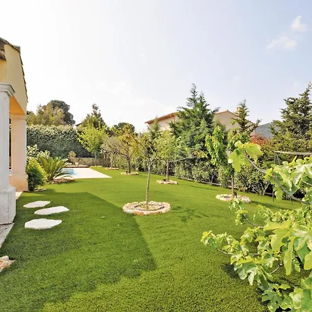 Holiday home Amazing Home In Sainte Maxime Sainte-Maxime