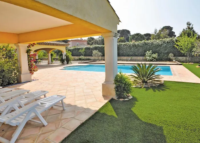 Semesterbostad Amazing In Sainte Maxime *